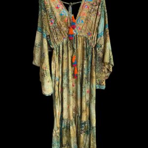 Boho Chic Paisley Maxi Dress – Vintage-Inspired with Tassels & Flared Sleeves